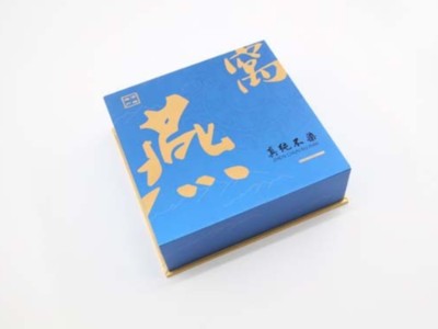 包裝盒定做廠家生產(chǎn)的禮品包裝盒，如此個性化，你被驚艷到了嗎？